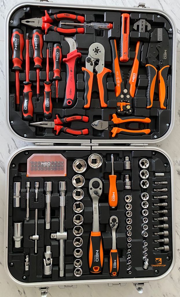 Neo Tools 100-tlg. Werkzeugkoffer- und Steckschlüssel Set