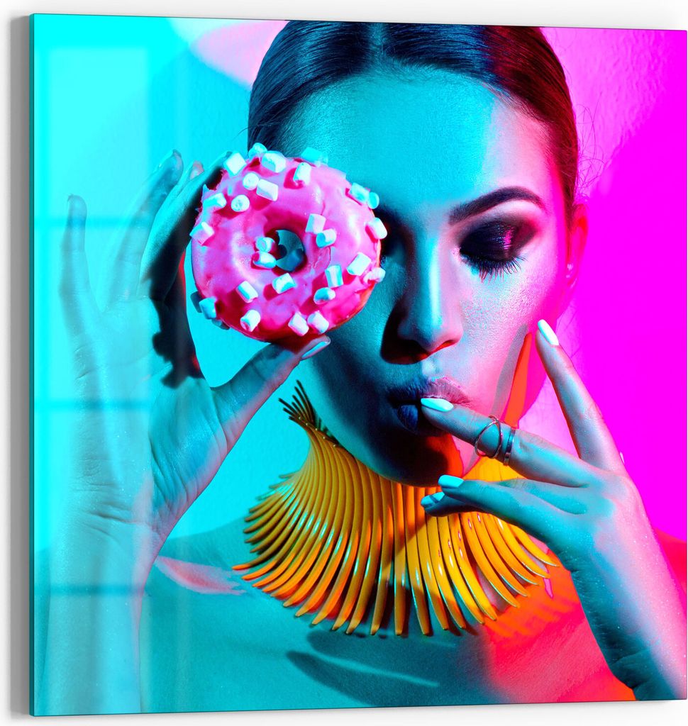 DEQORI Glasbild Echtglas 30x30 cm 'Trendiges Frauenporträt' Wandbild Bild modern Deko