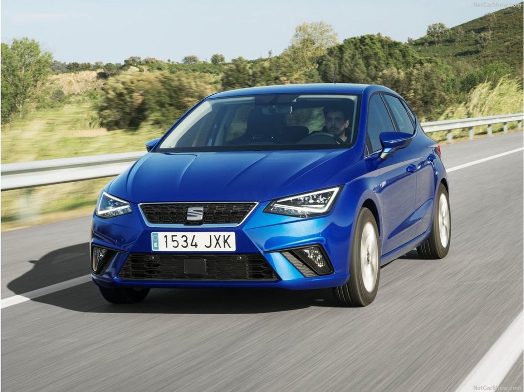 Prémiová kobercová rohož šoféra pre Seat Arona 2017-hore Obrázok produktu 
