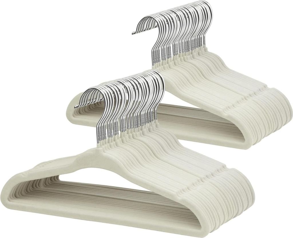 Baby-Kleiderbügel aus Samt mit drehbarem Haken und geriffeltem Schulterdesign (30 Stück Creme)