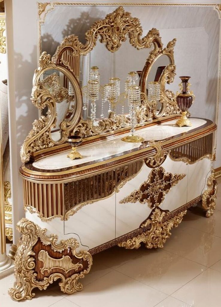 Casa Padrino Luxus Barock Möbel Set Weiß / Braun / Gold - 1 Barock Sideboard mit 4 Türen & 1 Barock Wandspiegel - Handgefertigte Barock Möbel -...
