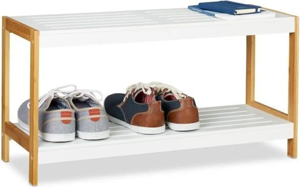 Meuble à chaussures bicolore blanc nature pour un intérieur scandinave