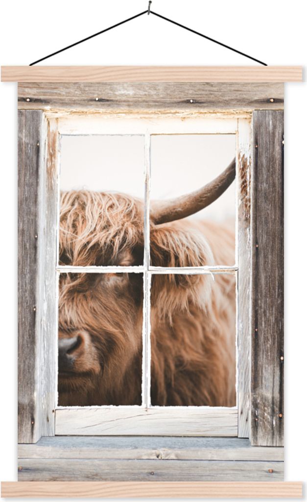 MuchoWow Textilposter Schottisches Hochlandrind - Ansicht - Fenster 40x60 cm mit holzfarbenen Rahmen - Poster