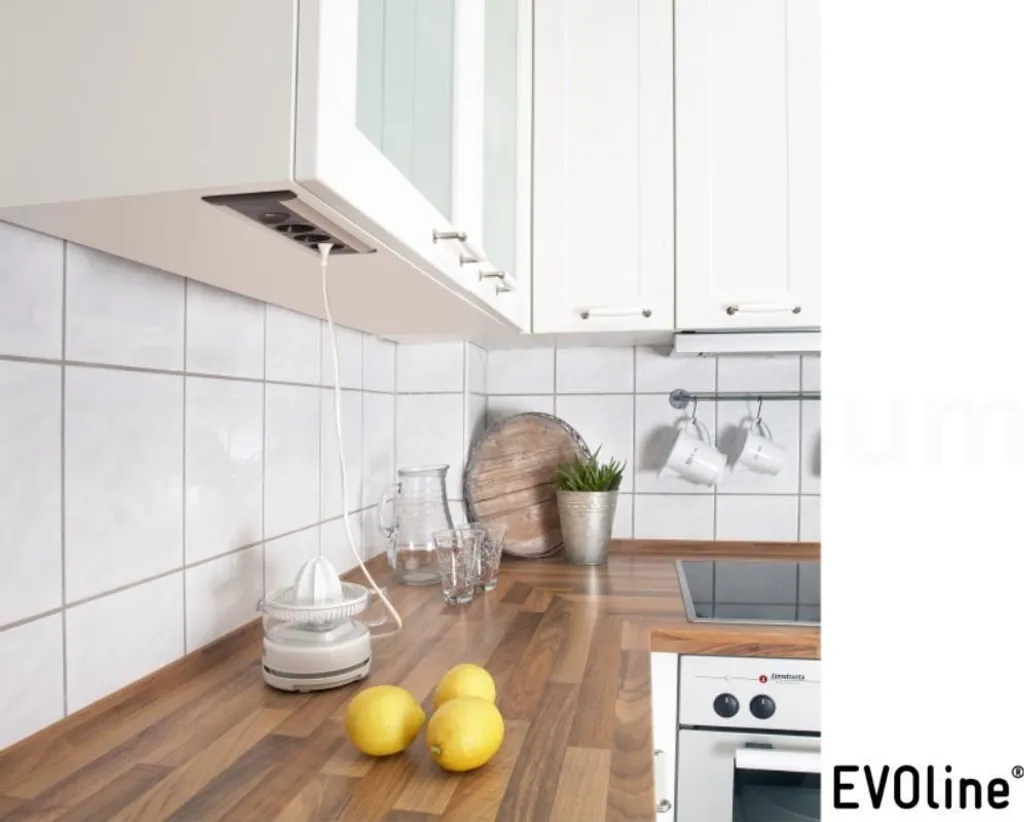 Prise Double Encastrée EVOline Frame Dock Argent avec Câble de 3 Mètres - 6