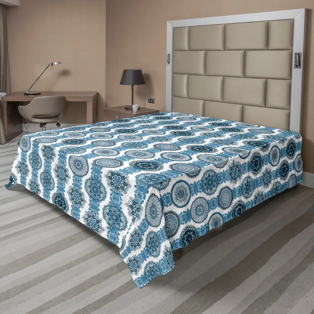Drap plat ethnique ABAKUHAUS 260x228 cm motif médaillon bleu pétrole