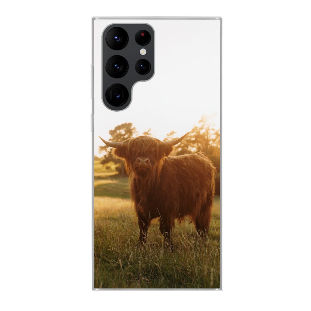 MuchoWow Handyhülle Schutzhülle Hülle für Samsung Galaxy S22 Ultra Schottischer Hochländer - Gras - Sonne Silikon Softcase Handy Hülle - Ab...