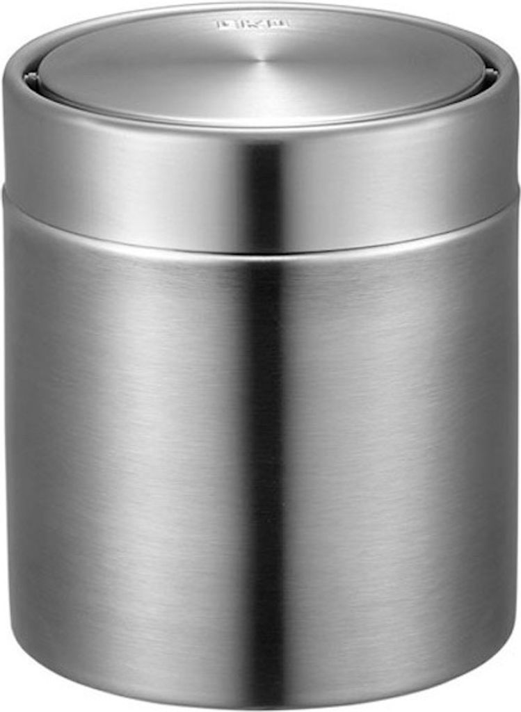 Schön geformter Tischabfallbehälter mit Flachschwingdeckel | 1,5 Liter, HxØ 13,8x12cm | Edelstahl / Silber
