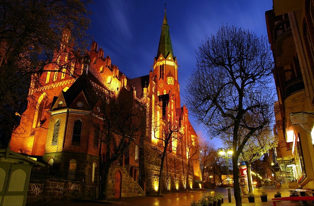 hansepuzzle 57794 - Kirche Puzzle, 500 Teile, Religion, 46,0 x 30,0cm mit hochwertiger Aufbewahrung, Kartonbox und wiederverschließbarem Beutel