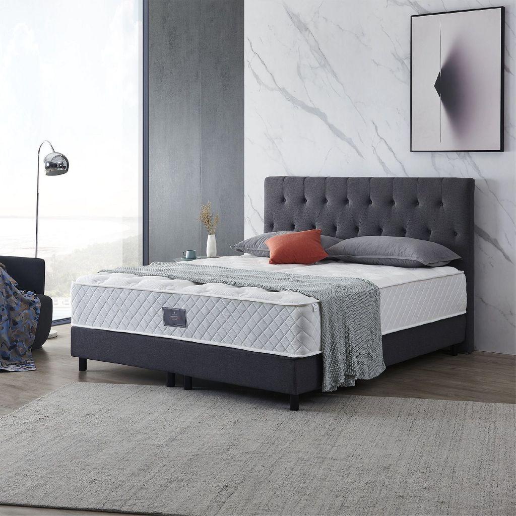 Boxspringbett Modell 211 mit Taschenfederkernmatratze