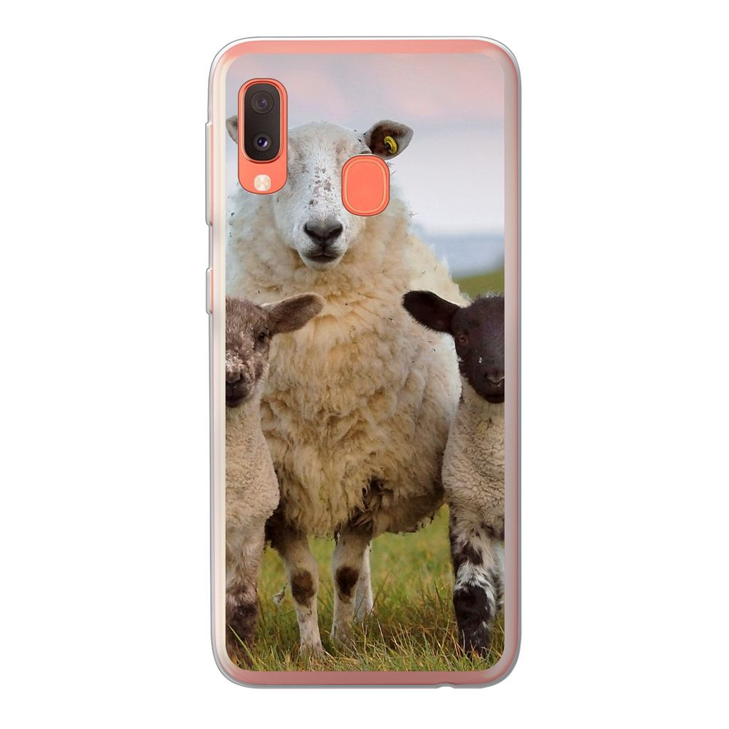 MuchoWow Handyhülle Schutzhülle Hülle für Samsung Galaxy A20e Schafe - Natur - Schwarz - Weiß Silikon Softcase Handy Hülle - Abdeckung