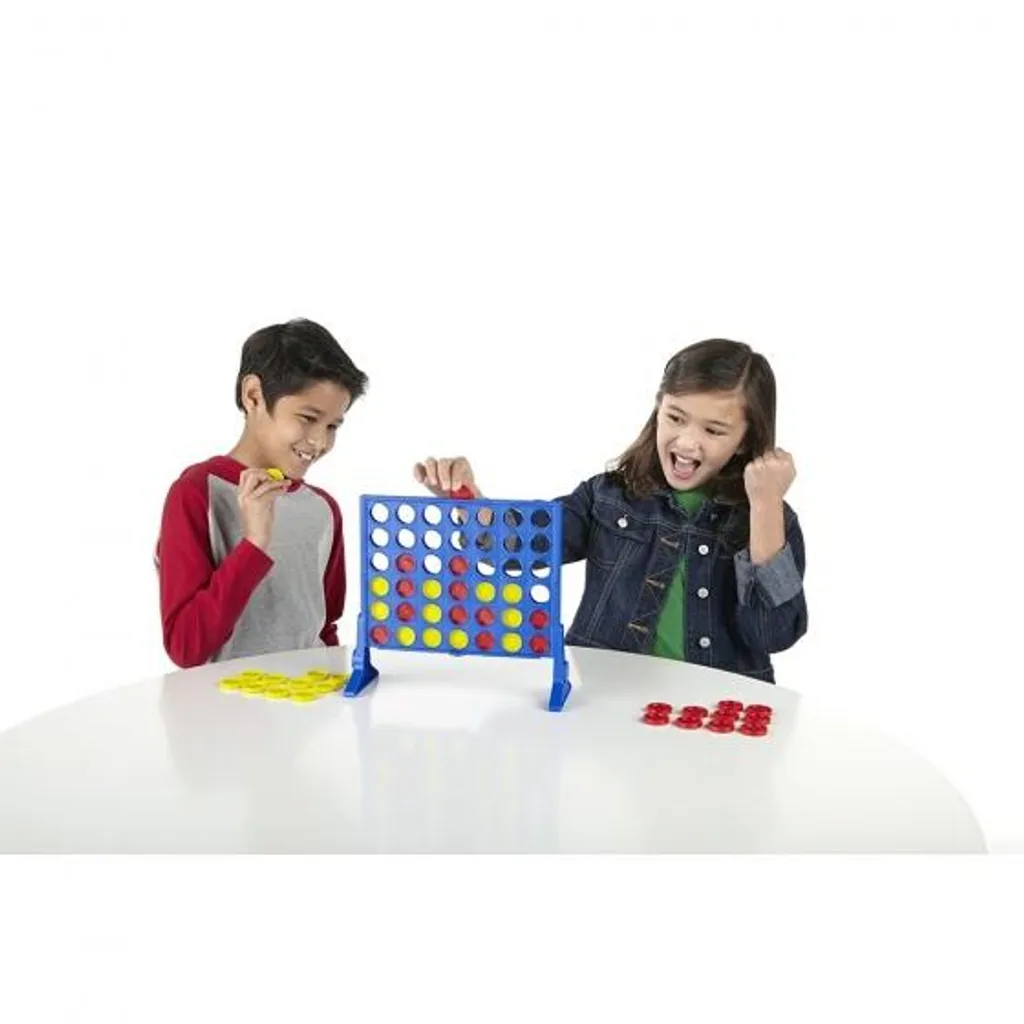 Quatre dans une rangée Hasbro Gaming - Grille Verticale avec 42 Jetons - 4