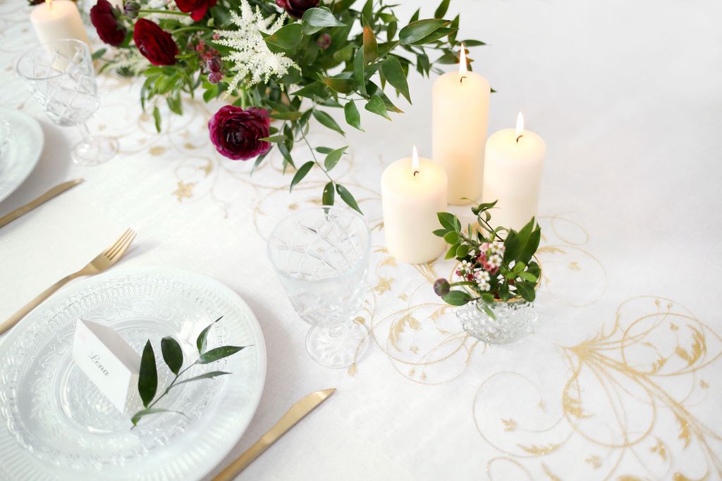 Organza-Tischläufer 9 M X 36 Cm – Creme-goldenes Blumenmuster, Halbtransparent, Für Hochzeit & Weihnachten