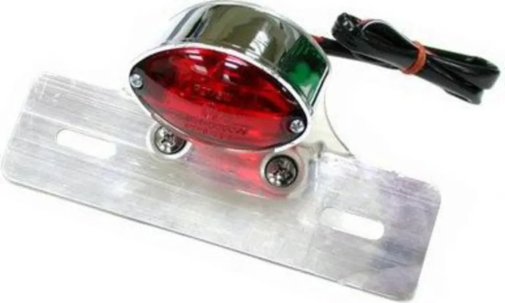Feu arrière moto CAT finition chrome et support plaque alu robuste