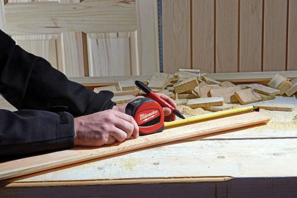 Mètre à Ruban 8m Milwaukee S8-26/25 Idéal pour Mesures de Chantier