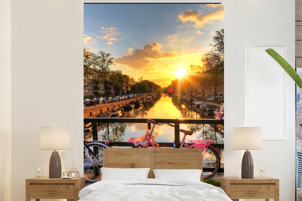 MuchoWow Fototapete für Wohnzimmer oder Schlafzimmer Wandtapete Vinyl Motivtapete Amsterdam - Blumen - Brücke - Fahrrad - Sonnenuntergang - 180...