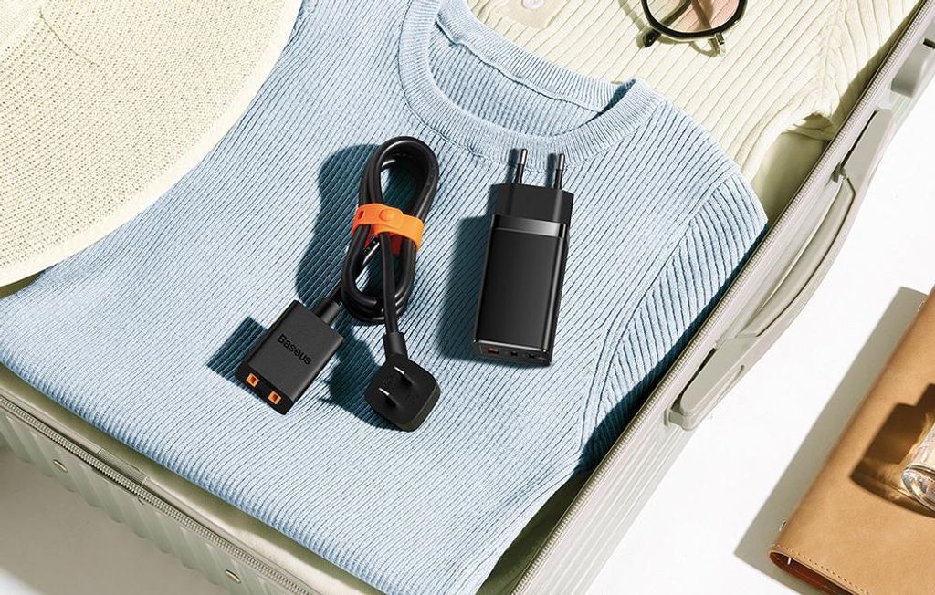 Wandladegerät Baseus GaN5 Pro 2xUSB-C + USB, 65W (schwarz) Produktbild 10