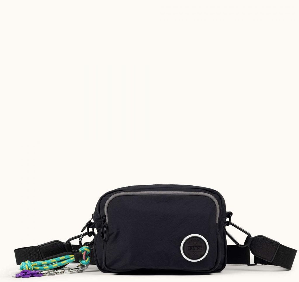 MUNICH DEEP RECYCLED FW25 CROSSBO Schwarz