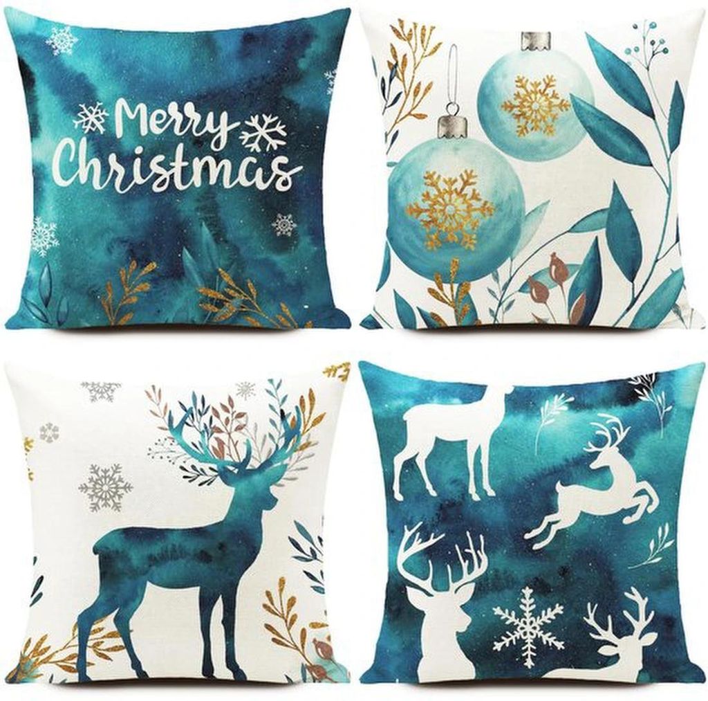 Unyqoos Set mit 4 festlichen Kissenhüllen 40x40 cm mit klassischen Weihnachtsmotiven