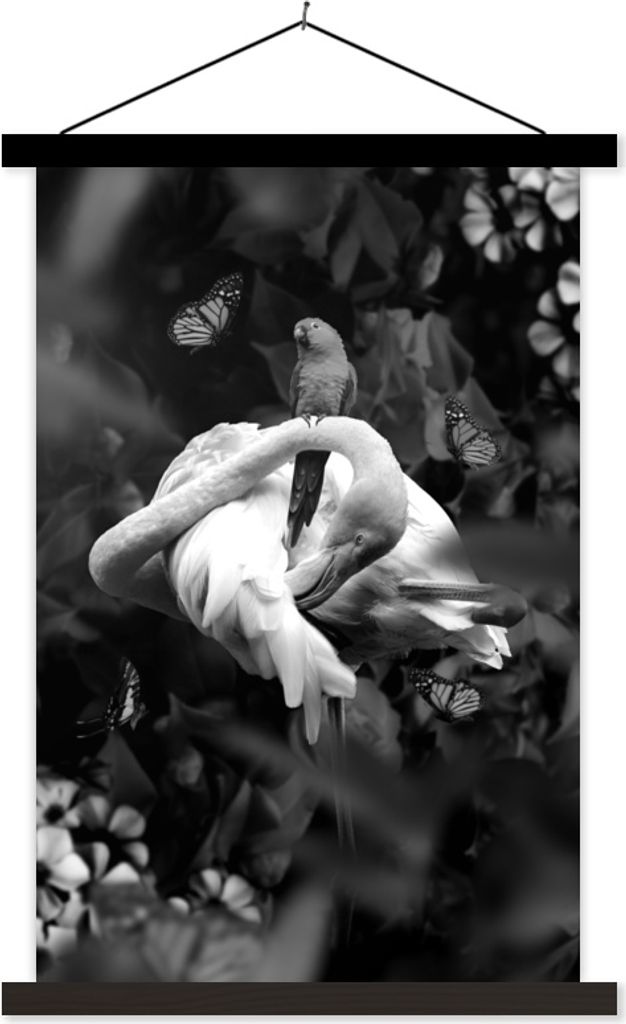 MuchoWow Textilposter Famingo mit Blumen und Schmetterlingen im Dschungel - schwarz und weiß 40x60 cm mit schwarzem Rahmen - Wanddekorationen