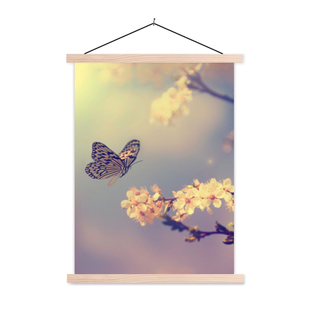 MuchoWow Textilposter Schmetterlinge - Blüte - Zweig - Baum 120x160 cm mit holzfarbenen Rahmen - Plakatkarton