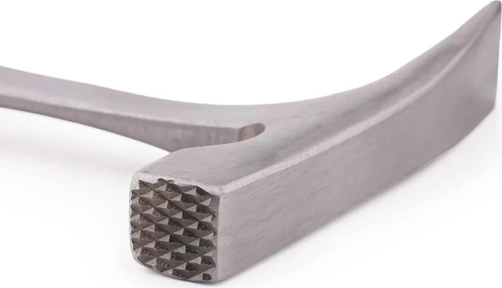 Marteau de maçon professionnel monobloc 600g : fini les manches cassés