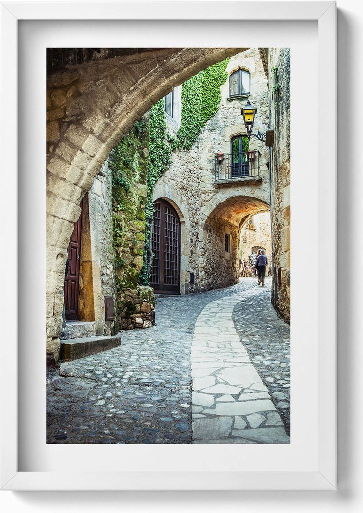 Alte Straße in der Stadt– Wandbild mit Rahmen – Gerahmtes Bild – Wanddekoration – 40x60 cm – Weiß