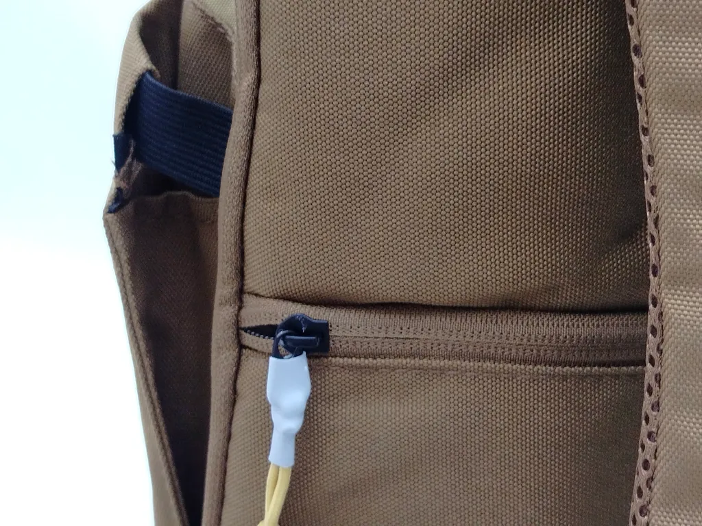 Sac à dos Bench beige pour le travail et les sorties - Format idéal - 6