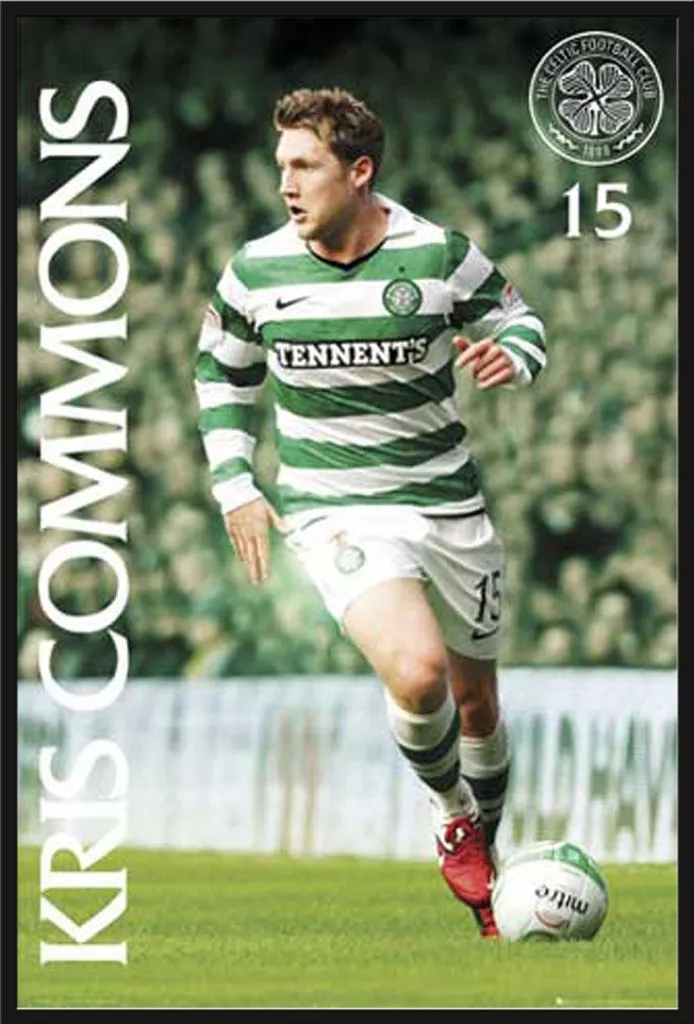 Poster Celtic Kris Commons sous Cadre Shinsuke Maxi Noir Incassable