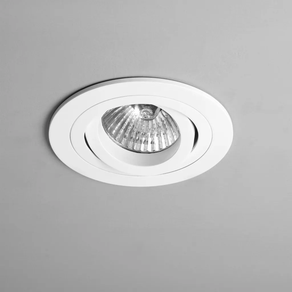 Spot encastré Astro Taro blanc anti-feu pour plafond sécurisé GU10