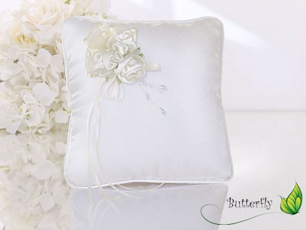 Ringkissen (PD), Muster/Farbe:Rosen / ivory Nr079