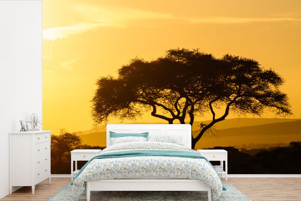 MuchoWow Fototapete für Wohnzimmer oder Schlafzimmer Wandtapete Vinyl Motivtapete Gelber Himmel über dem Serengeti-Nationalpark in Tansania - 4...