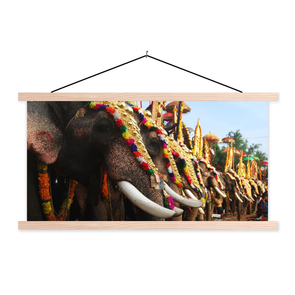 MuchoWow Textilposter Elefant - Parade - Tiere 60x30 cm mit holzfarbenen Rahmen - Dekoration