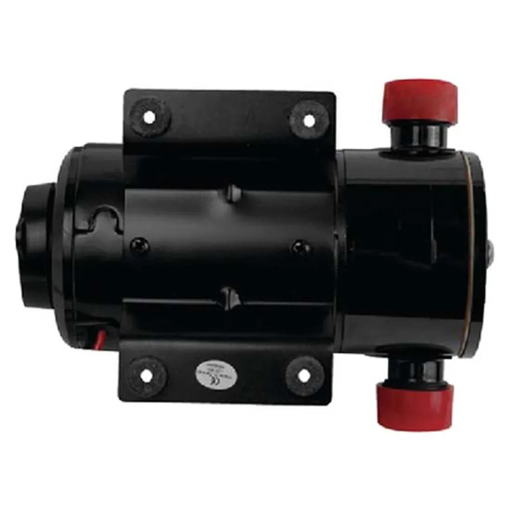 Nettoyez votre pont facilement avec la pompe Attwood 12V auto-amorçante