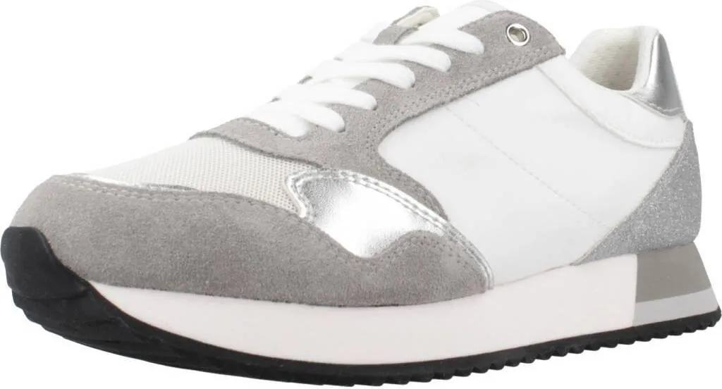Baskets de Marche Geox D Doralea B - Idéales pour la Ville en Blanc