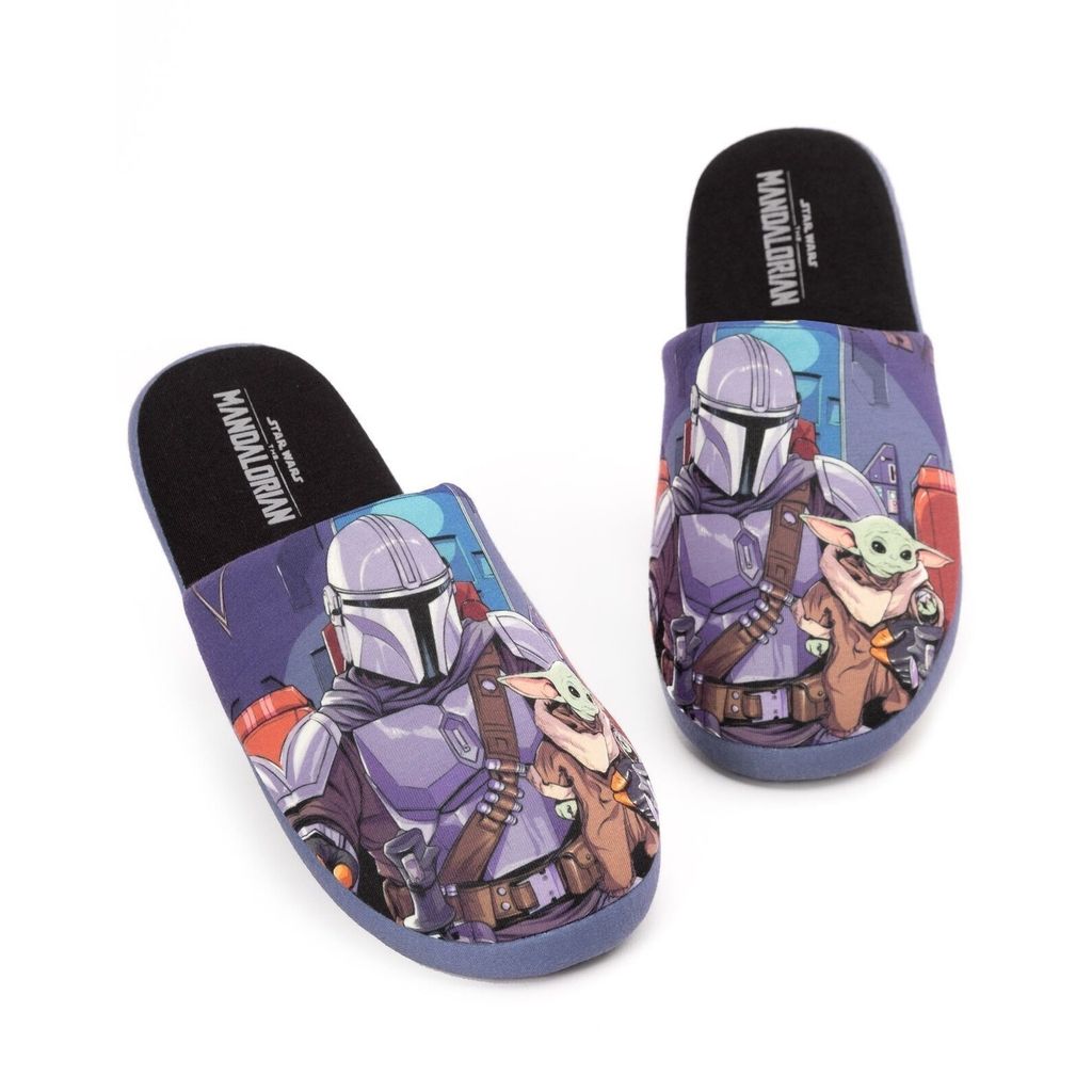 CERDÁ LIFE'S LITTLE MOMENTS - Zapatillas Casa Niño Invierno Divertidas de Baby Yoda [ The Mandalorian ] con Plantilla Acolchada y Suela Antideslizante - Licencia Oficial