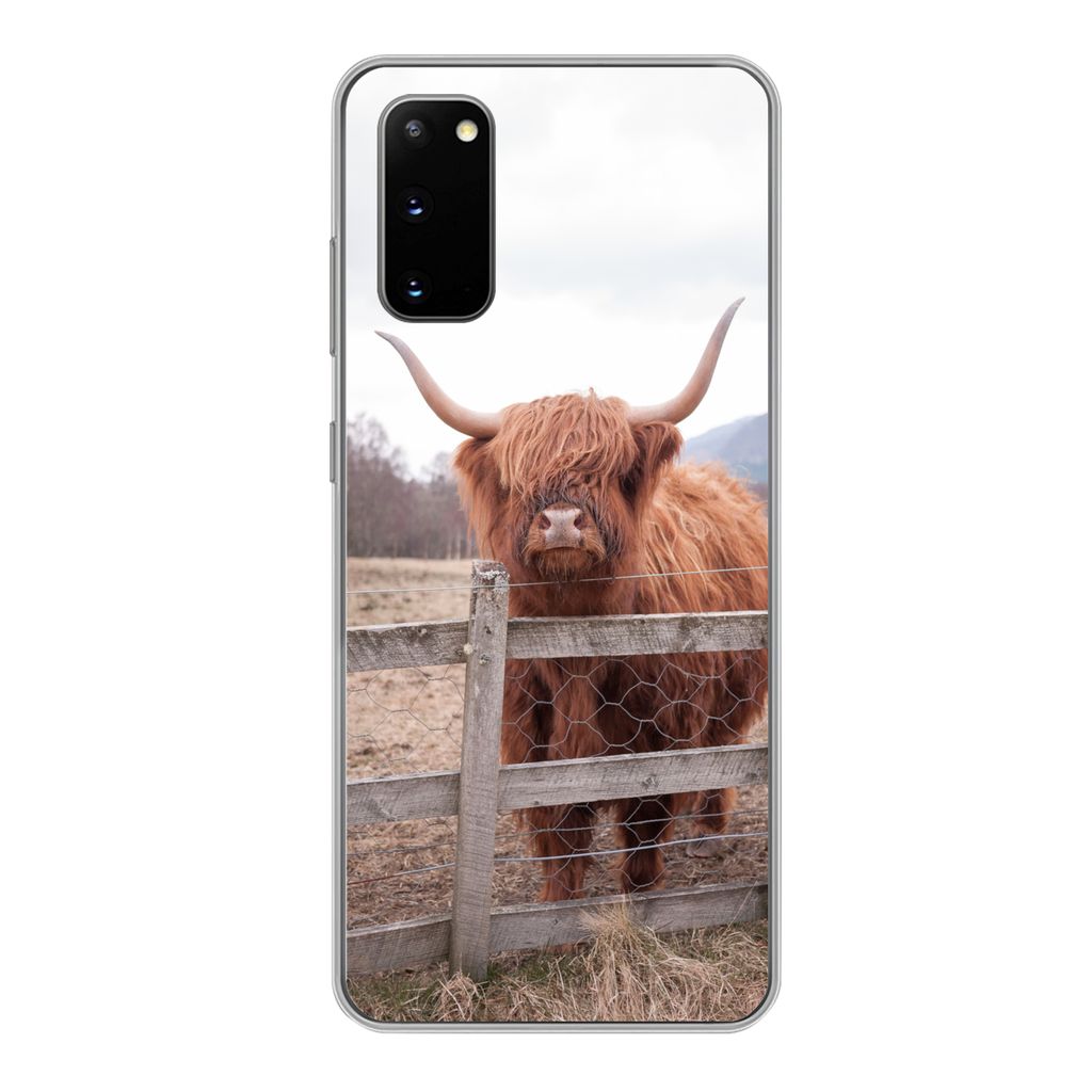 MuchoWow Handyhülle Schutzhülle Hülle für Samsung Galaxy S20 Scottish Highlander - Gras - Zaun Silikon Softcase Handy Hülle - Bild