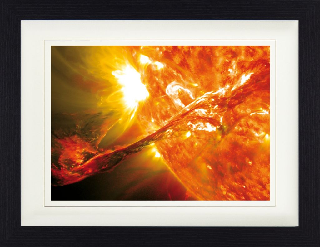 Die Sonne Gerahmtes Bild Mit Edlem Passepartout | Wand-Bilder | Im Bilderrahmen - Die Kraft Der Sonne (30 x 40 cm)