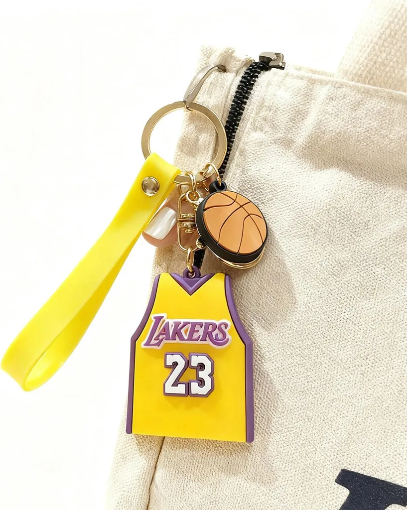 Organizza le tue chiavi con stile: Portachiavi Basket 3D n. 23
