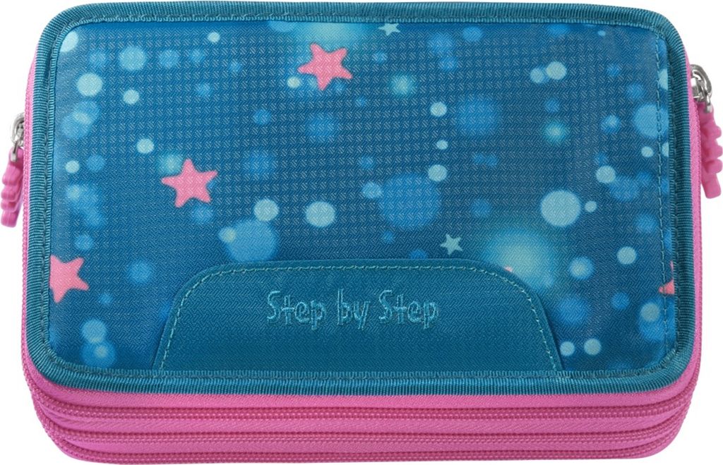 A pencil case with a starry pattern.