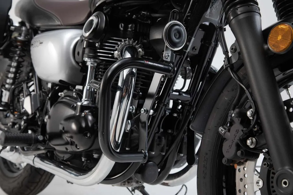 Crash bar moto pour Kawasaki W800 SW-Motech protection moteur