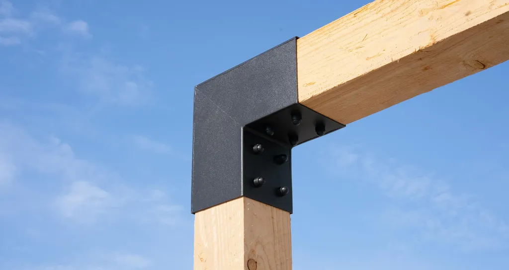 Raccord angle pergola 15x15 cm cube : fini les assemblages difficiles