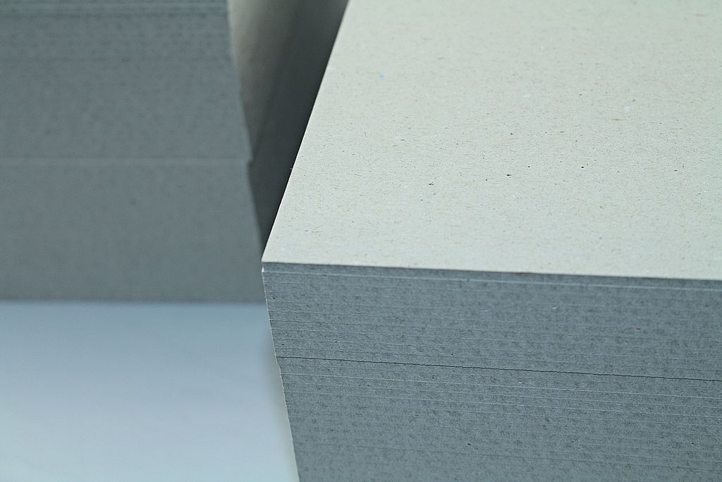 10 Stück Buchbinderpappe Graukarton Format quadratisch ( 150 x 150 mm ) 3,0mm starke Graupappe Sonderformate des Kartons ist auf Anfrage möglich