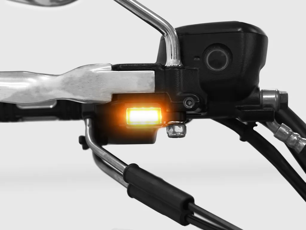 Frecce LED Zieger Harley CVO Dyna Fat Bob FXDFSE Nere - Shop Online