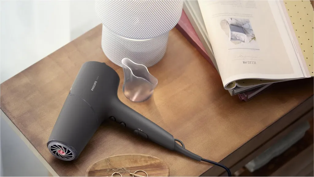 Philips BHD504/00 Sèche-cheveux Série 5000 avec Technologie ThermoShield