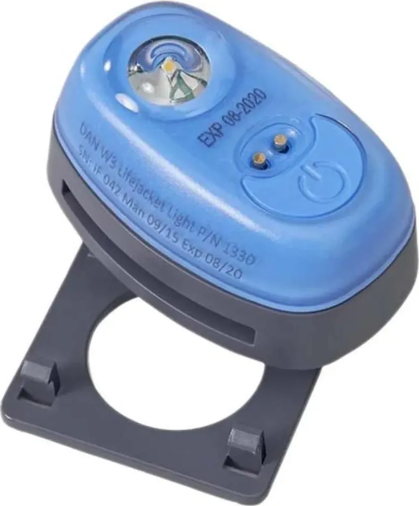 Recensione Torcia Plastimo W3: La Migliore Luce di Segnalazione?