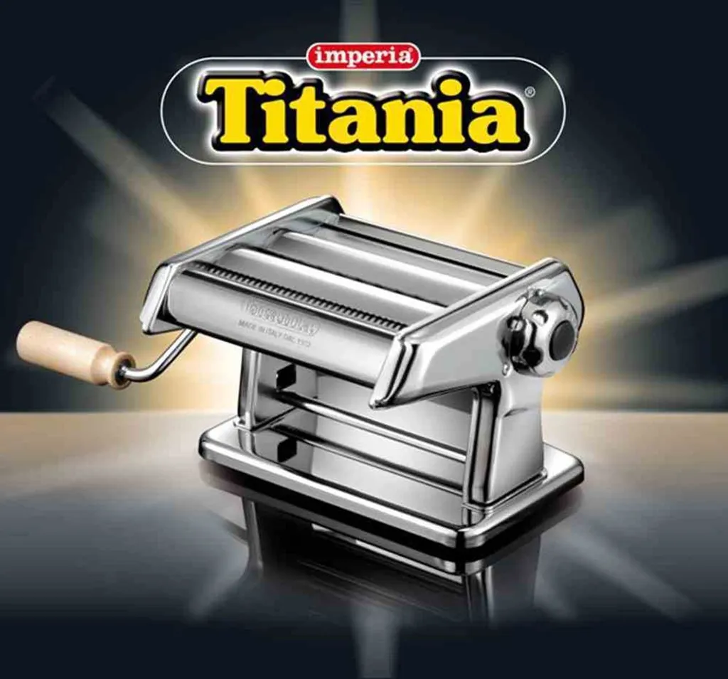 Machine à pâtes manuelle GSD Titania chromée avec laminoir réglable
