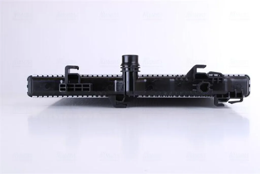 Radiateur de refroidissement moteur NISSENS compatible 2Q0121253N