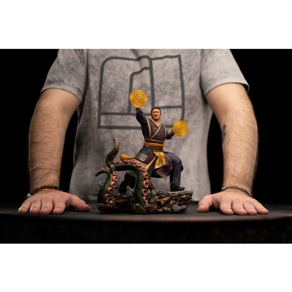 Wong Figurine 1/10 Polystone - Détails Peints à la Main Iron Studios - 18