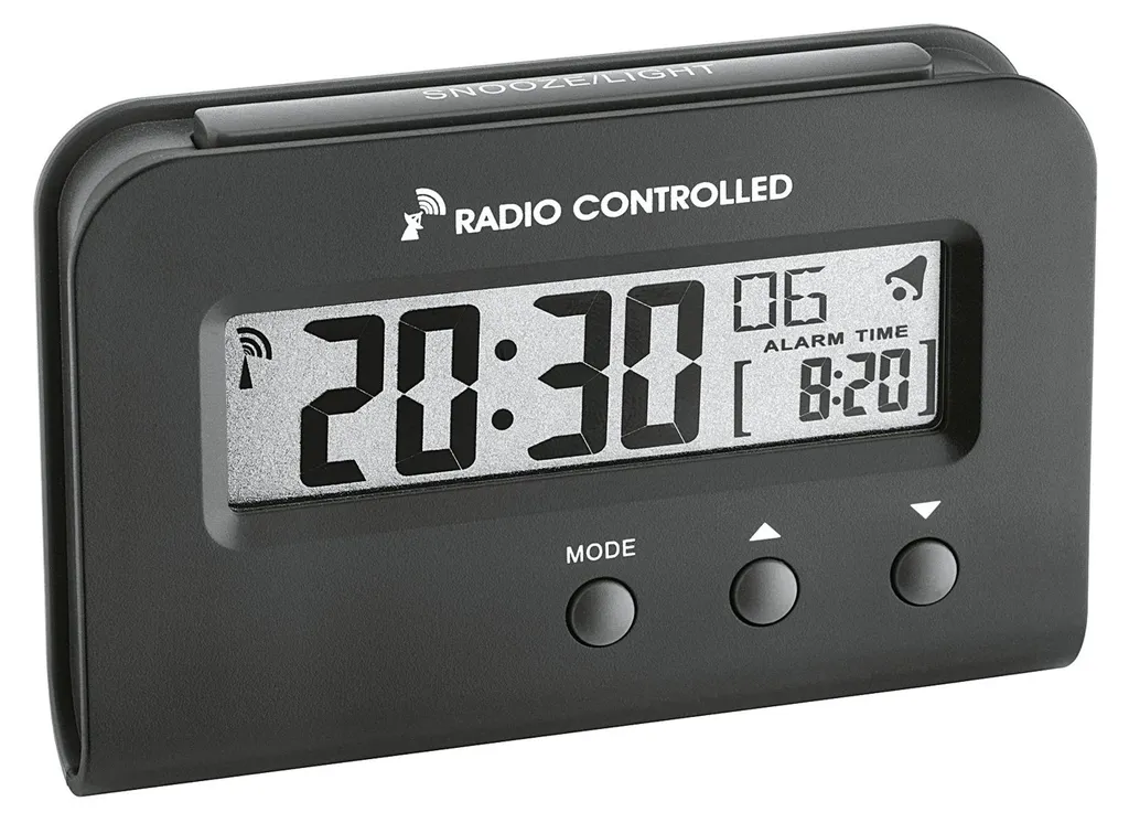 Réveil radio-piloté à pile noir TFA pour éviter les pannes de courant