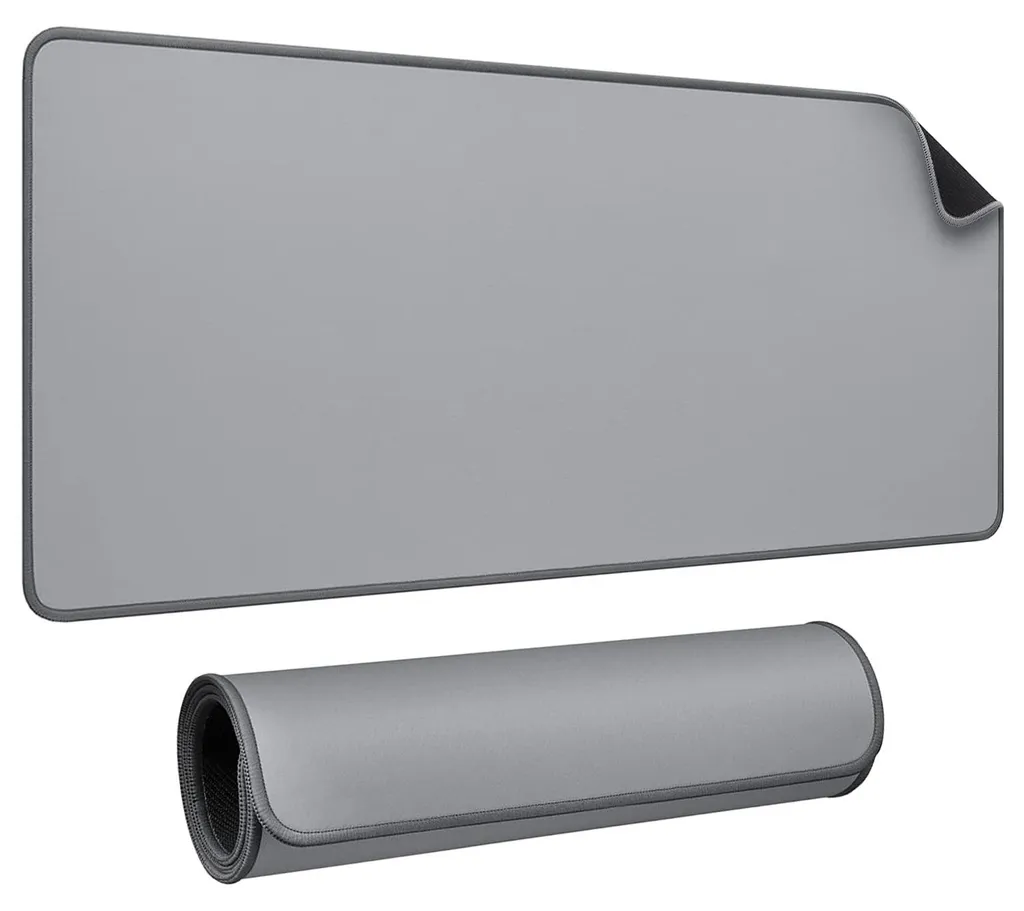 Tapis de souris gaming gris pour optimiser votre setup gamer et bureau